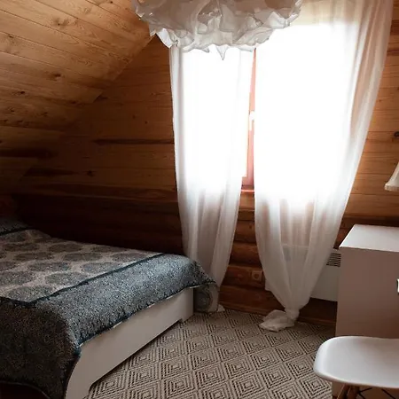 Piesupite Nyaraló